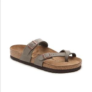 Birkenstock Mayari sandal